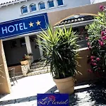 Le Floreal Hotel 2*