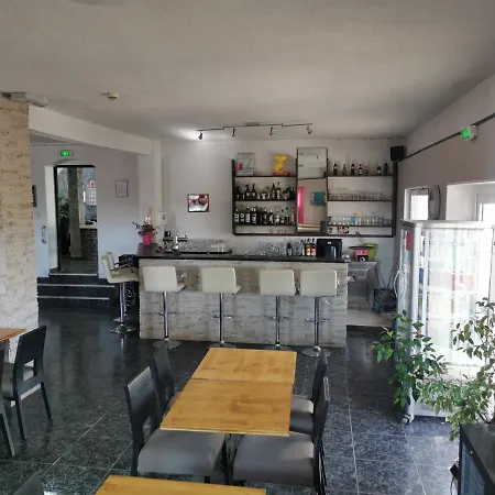 Le Floreal Hotel