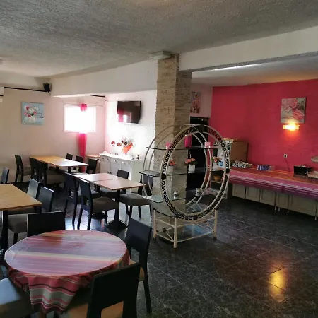 Le Floreal 2* Trèbes