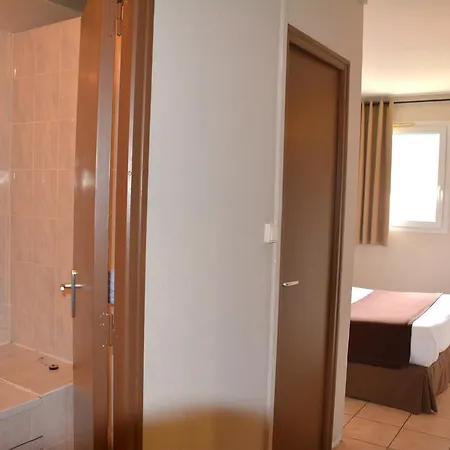 Hotel Le Floreal Trèbes