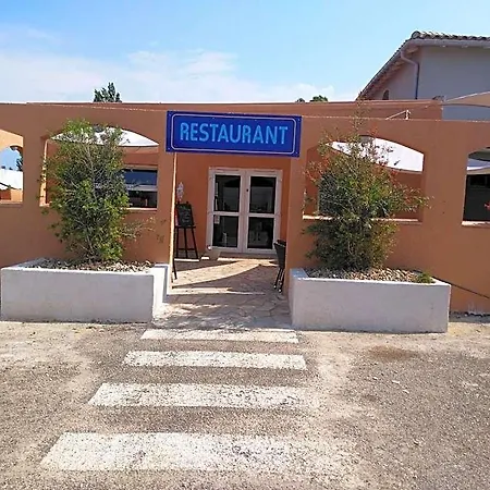 Le Floreal Hotel 2*