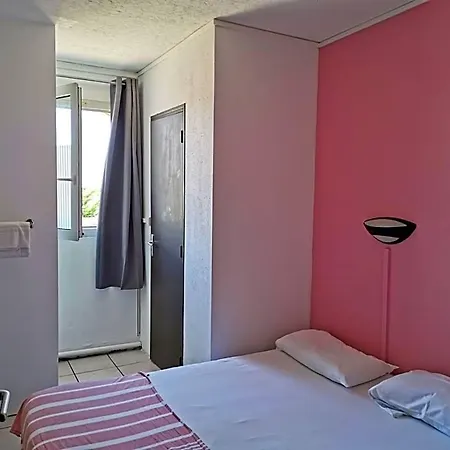 Le Floreal Hotel