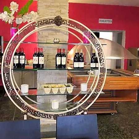 Hotel Le Floreal Trèbes