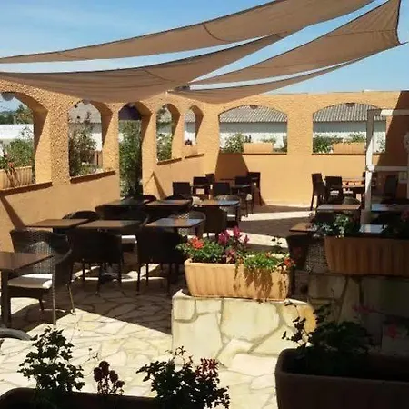 Le Floreal Hotel