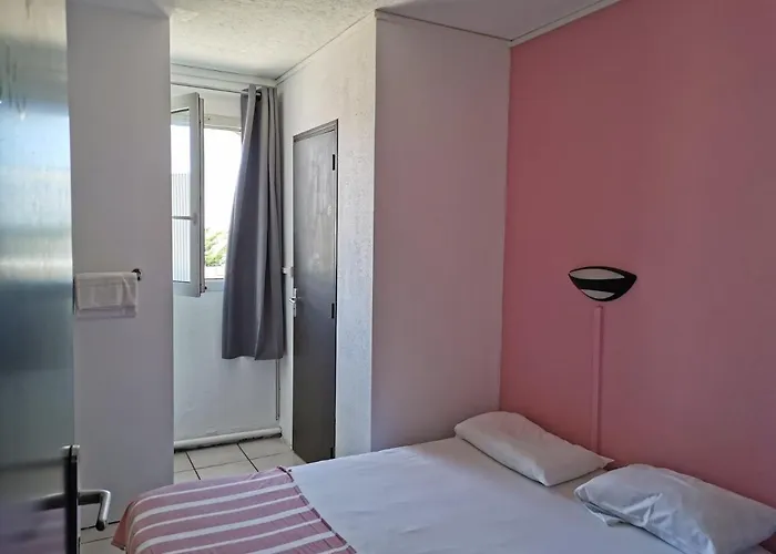 Le Floreal 2* Trèbes