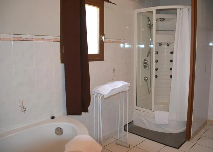 Le Floreal Hotel 2*