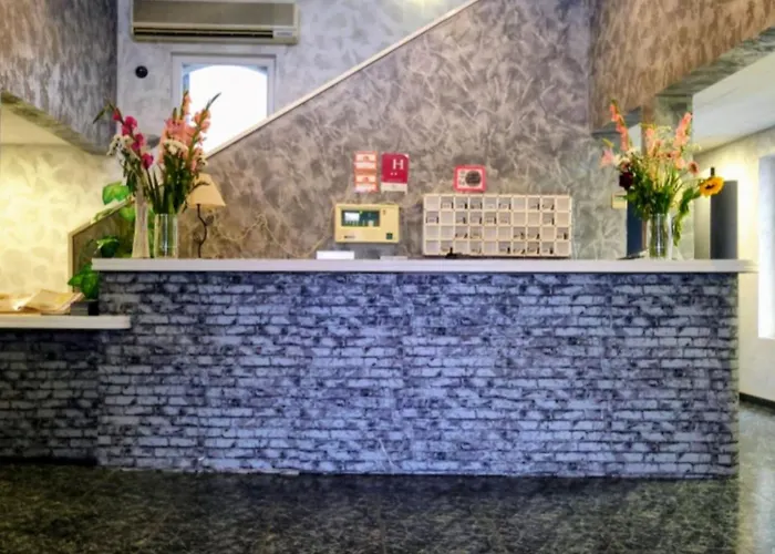Le Floreal Hotel